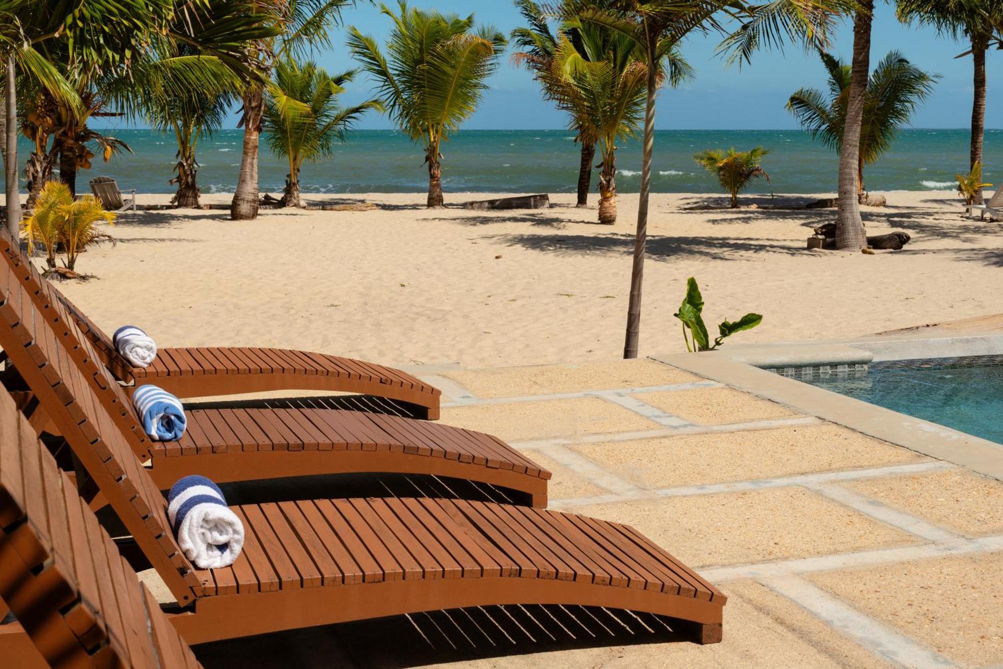 Sandy Feet Beach Resort Placencia Exterior foto